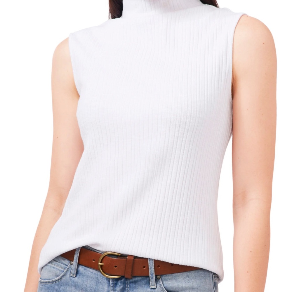 Black and White Ribbed Sleeveless Tops - Picture 2 of 3